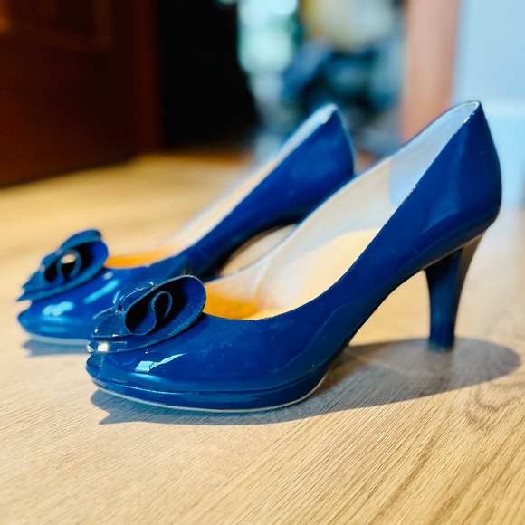 Swanky Teal Paul Green open toe pumps- Size 9 - Picture 8 of 9